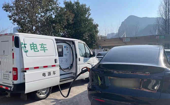 广陵区汽车搭电